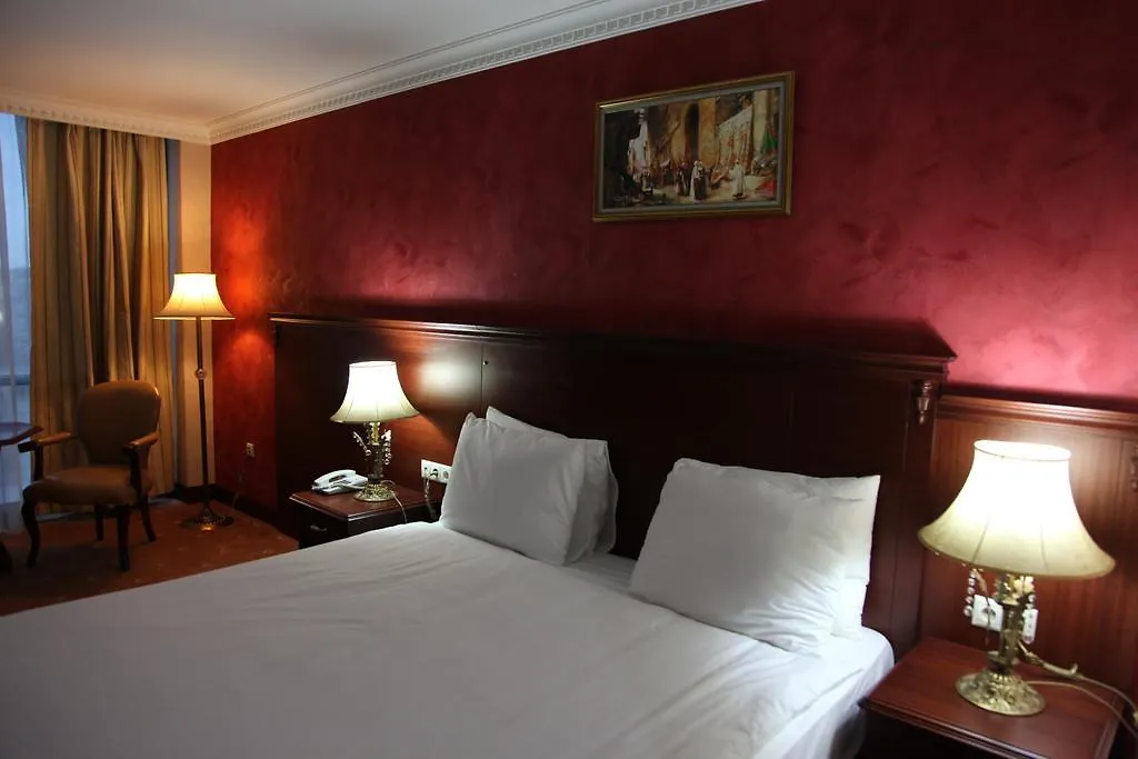 9 On Istanbul Hotel